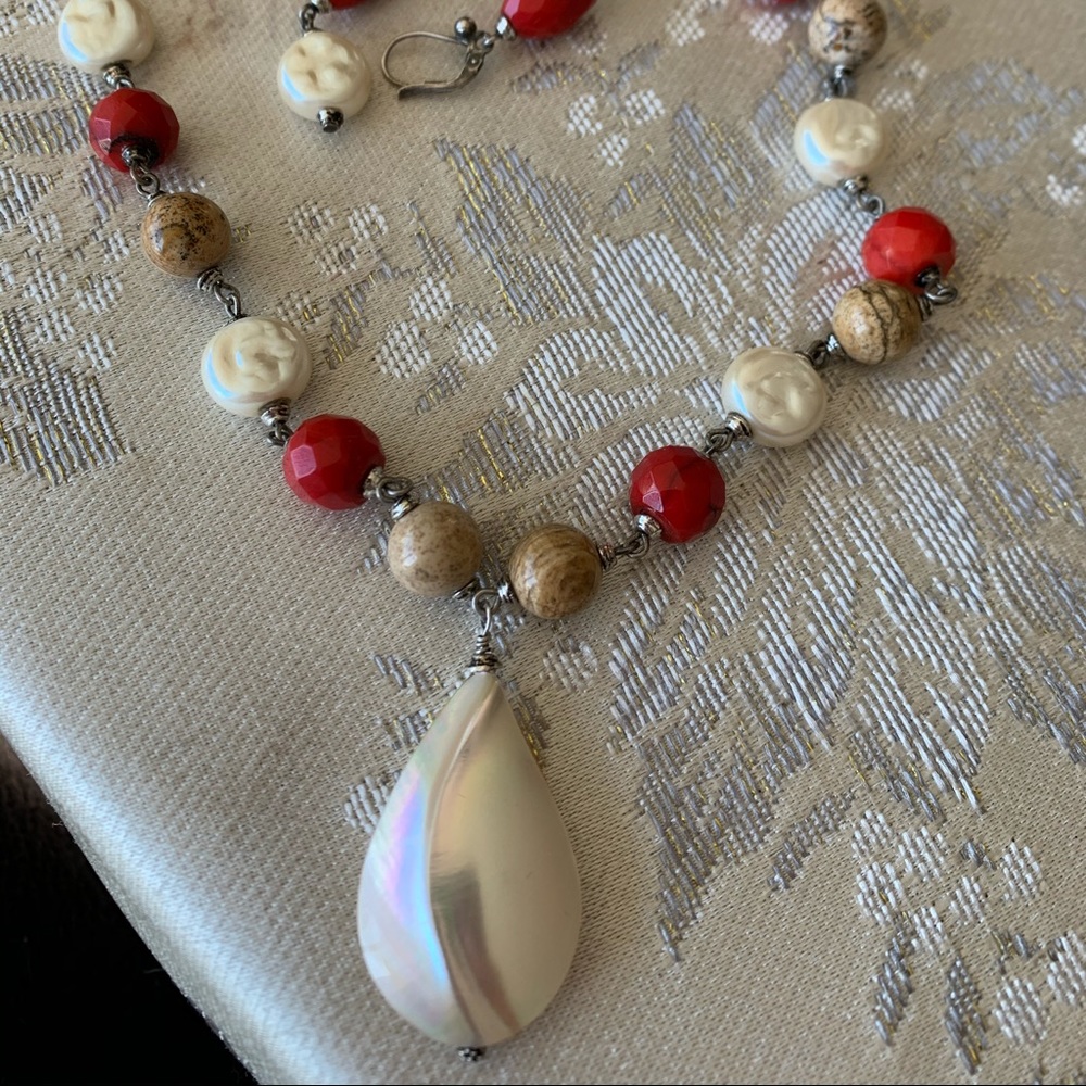 Carolee Coral Necklace Earring Set